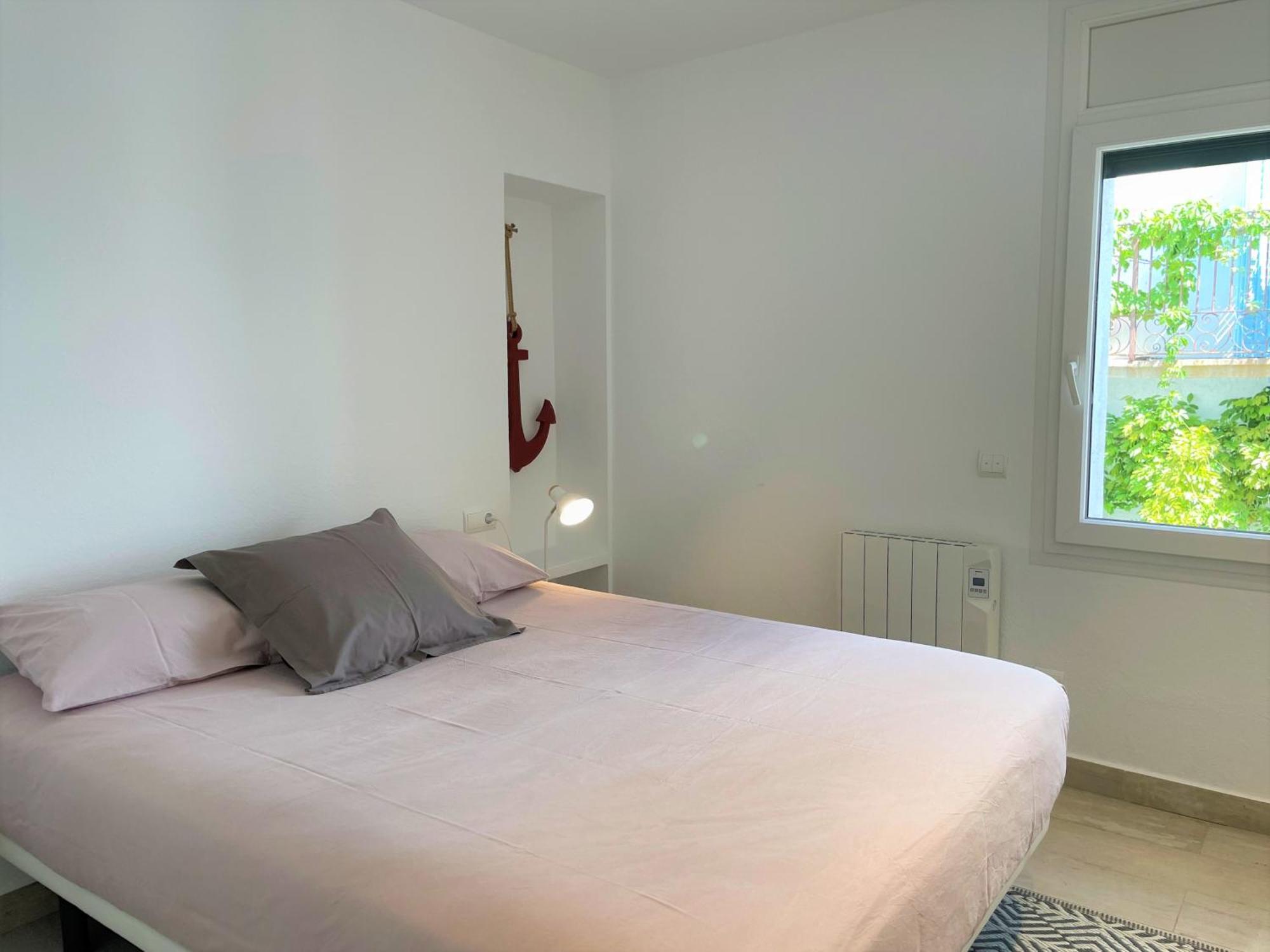 Poal-duplex De Ensueno En Cadaques